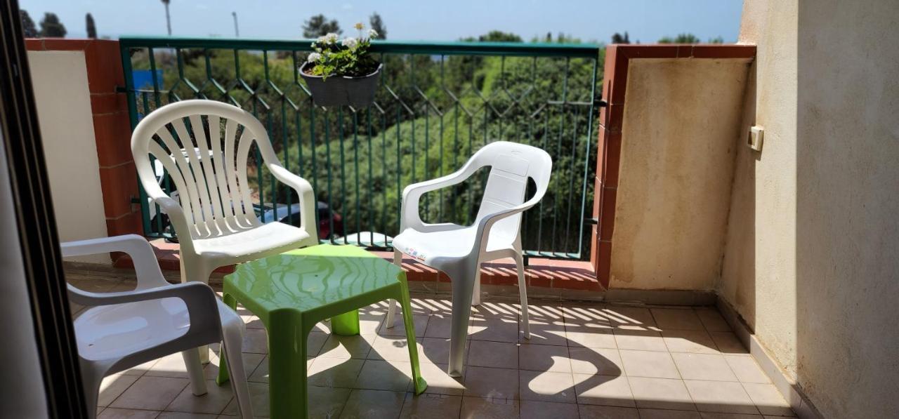 דירת חדר יפה ונעימה באיזור פסטורלי ושקט Appartement Zikhron Ya'akov Buitenkant foto